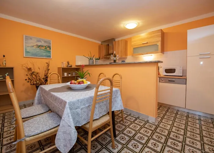 Egle Apartmán *